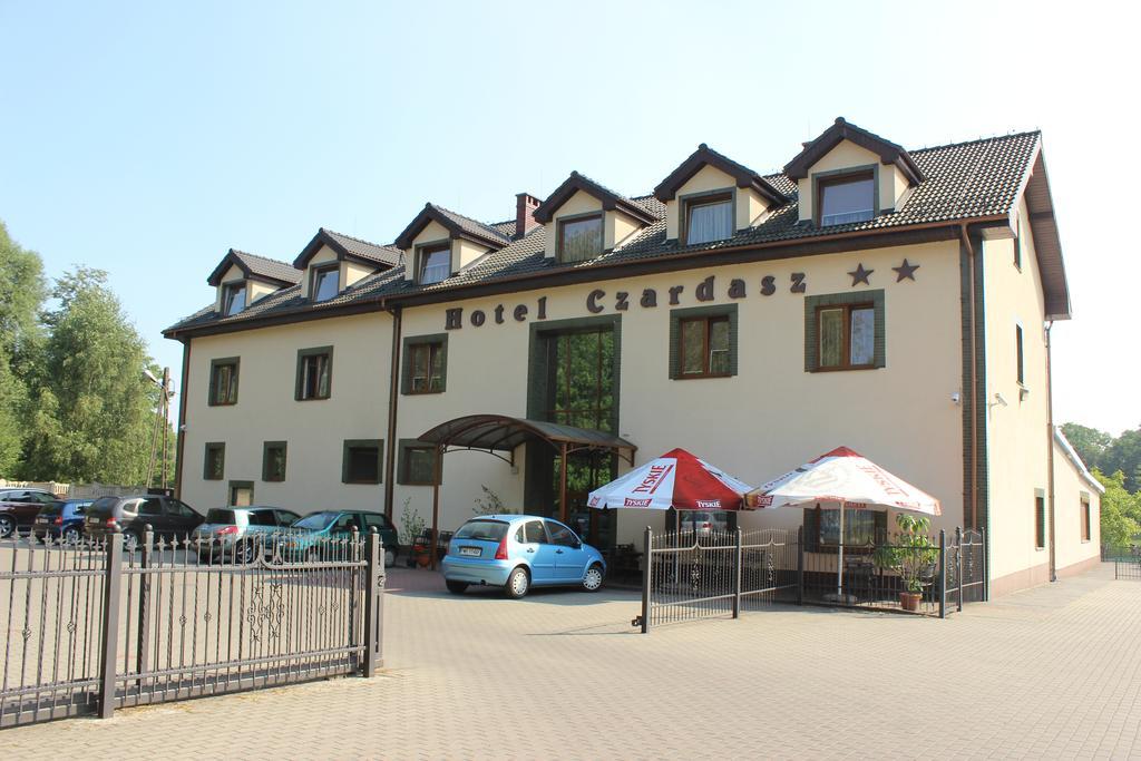 Hotel Czardasz Września Eksteriør billede
