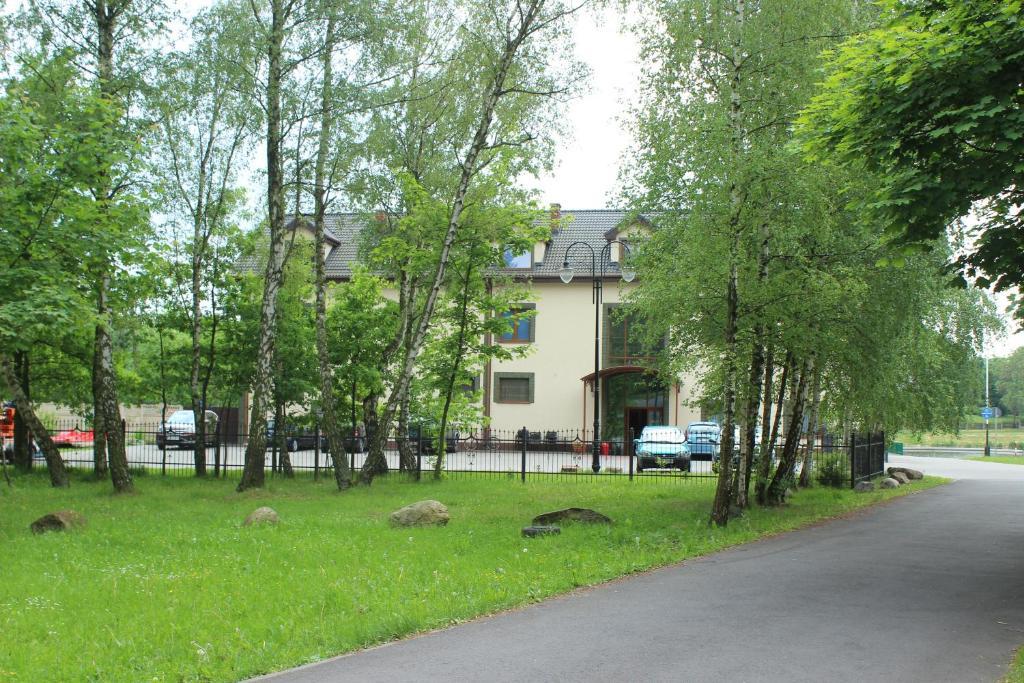 Hotel Czardasz Września Eksteriør billede